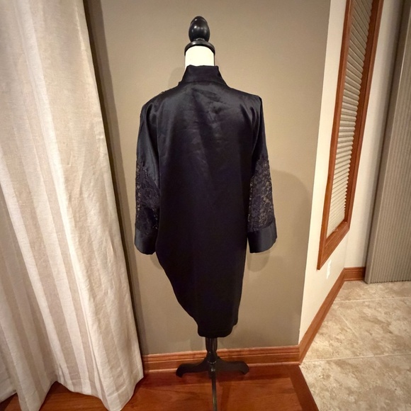Vintage Victoria's Secret Gold Label Romantic Black Lace Robe, One Size - Picture 10 of 12
